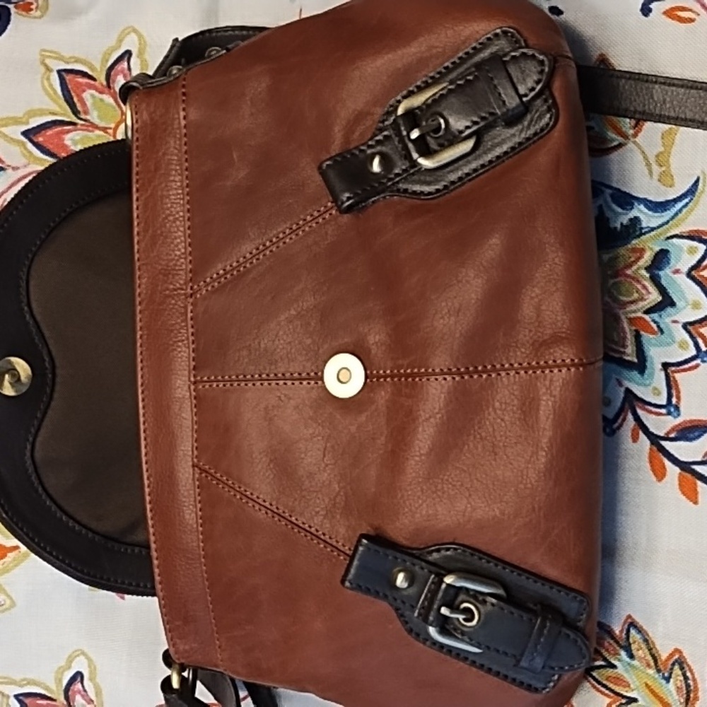 Lucky Shoulder Bag - Picture 3 of 6